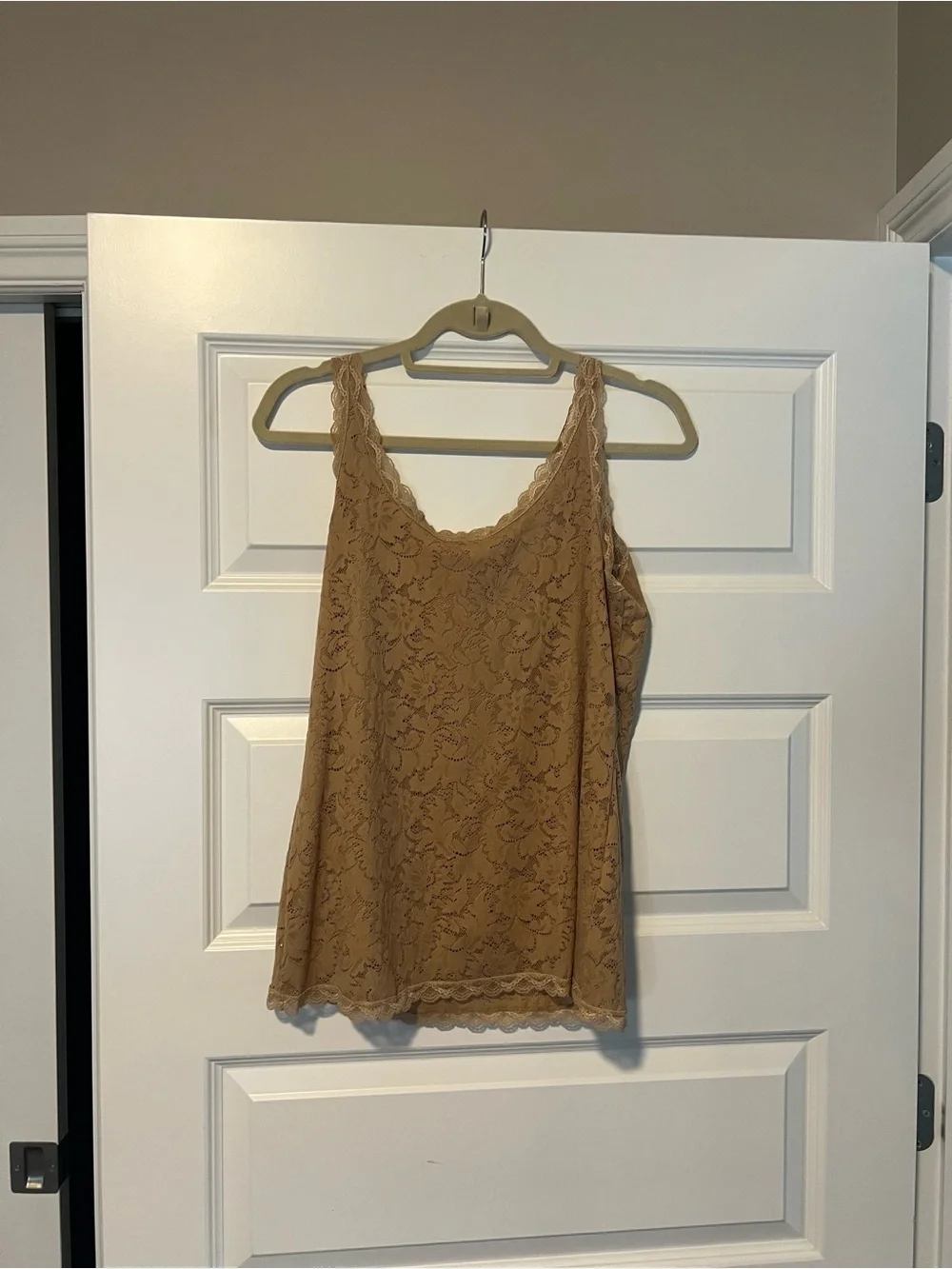 Soma Lace Camisole Tank Top in Tan size M